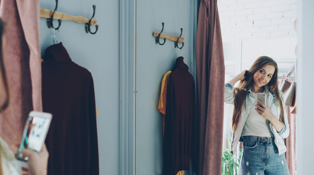 clothing store fitting room
